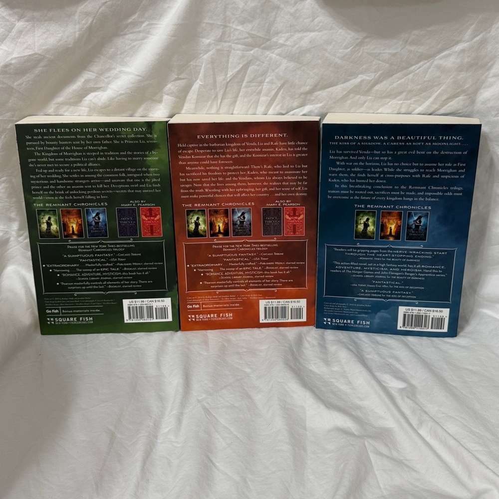 “The Remnant Chronicles” Paperback YA Fantasy Boxed Book Set by Mary E. Pearson - Picture 3 of 14